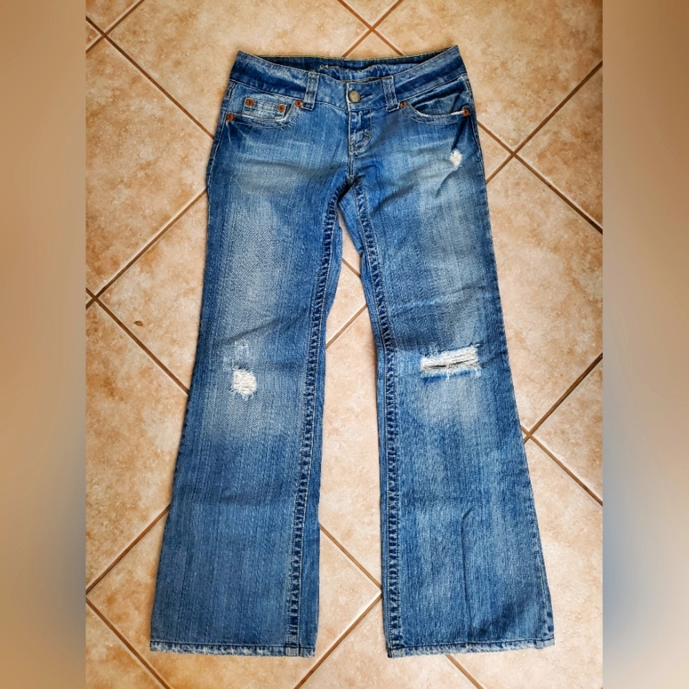 American Eagle Boyfriend Jeans size 4